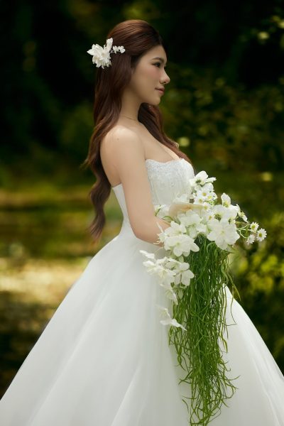 Chụp hình cưới tại kkhu từng cổ tích Cam Lâm