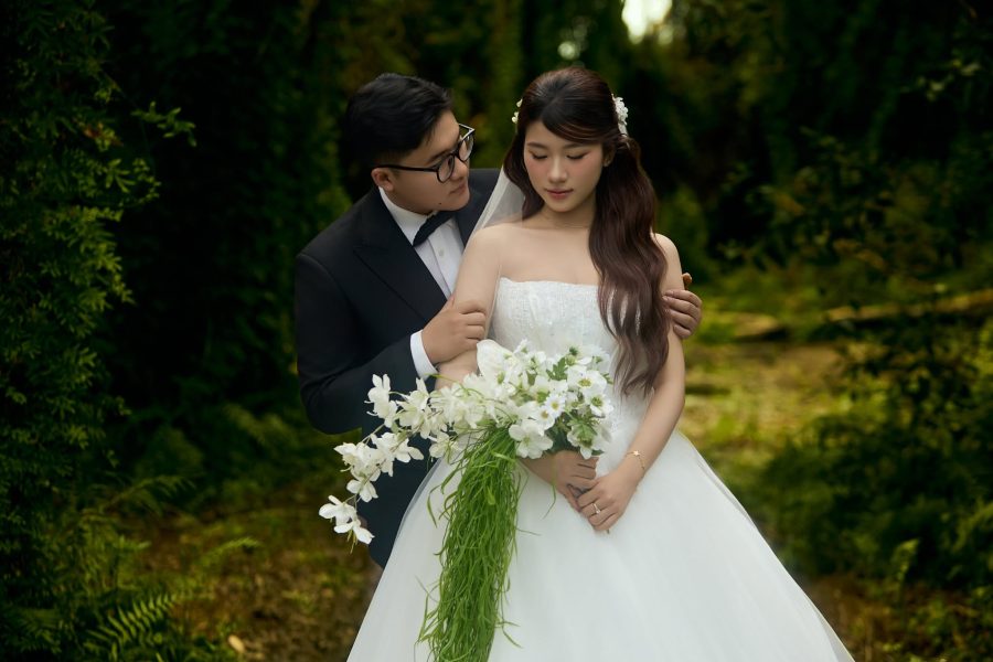 Chụp hình cưới tại kkhu từng cổ tích Cam Lâm